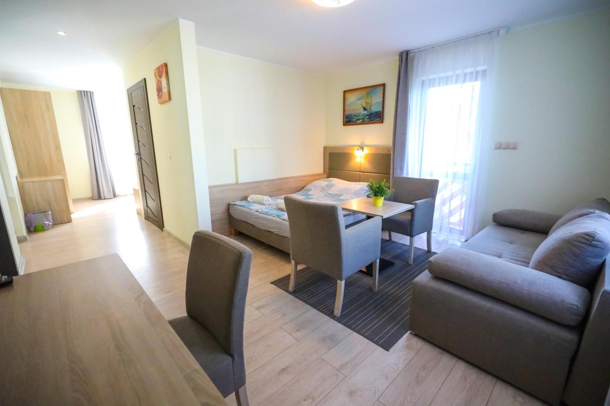 Holiapart Stenga - Przy Lesie, Taras, Plac Zabaw, Grill